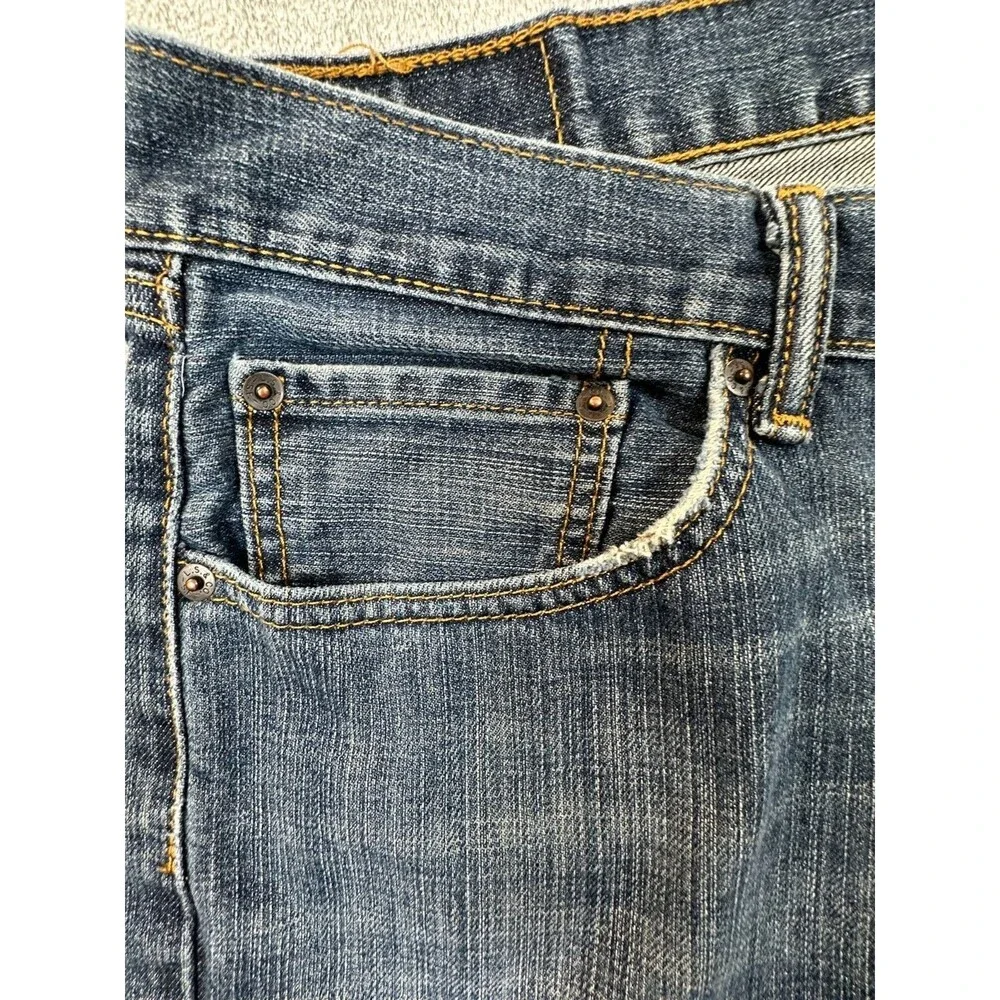 Levi’s 505 Men’s Jeans Regular Fit Straight Leg Medium Wash W34 L29